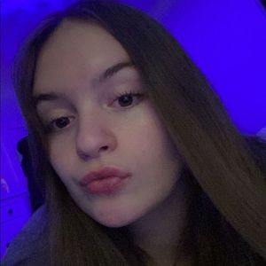 Meet your Posher, Gabrielle